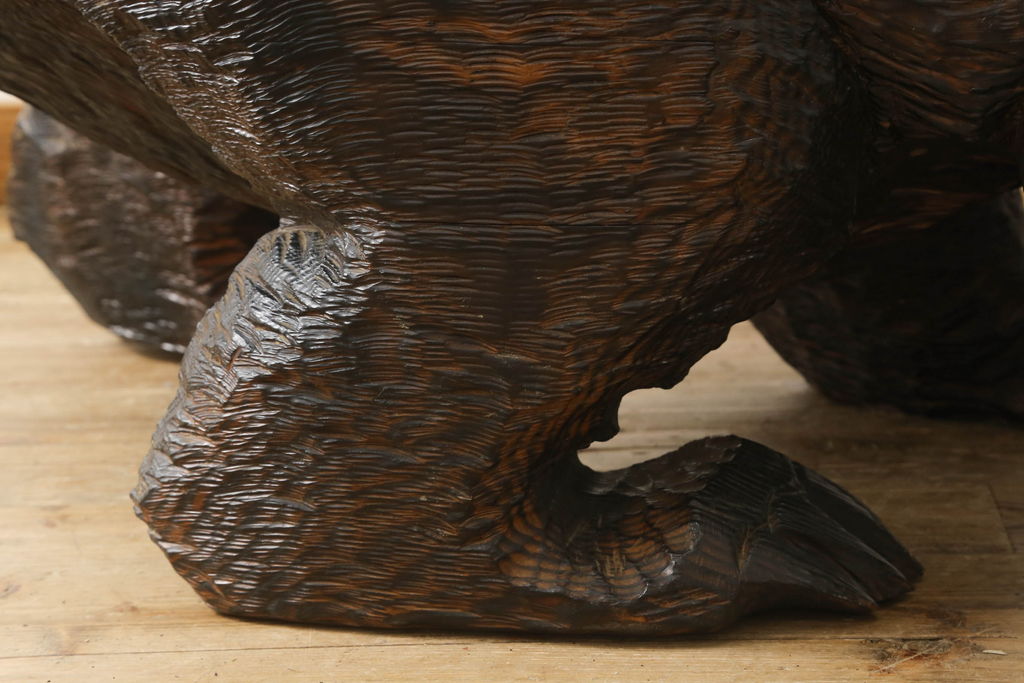 和製ビンテージ　特大サイズ　まるで本物!!　毛流れや鱗に至るまでとにかく彫りが良い!!　木彫りの熊(置物、置き物、ディスプレイ、ヴィンテージ)(R-061411)