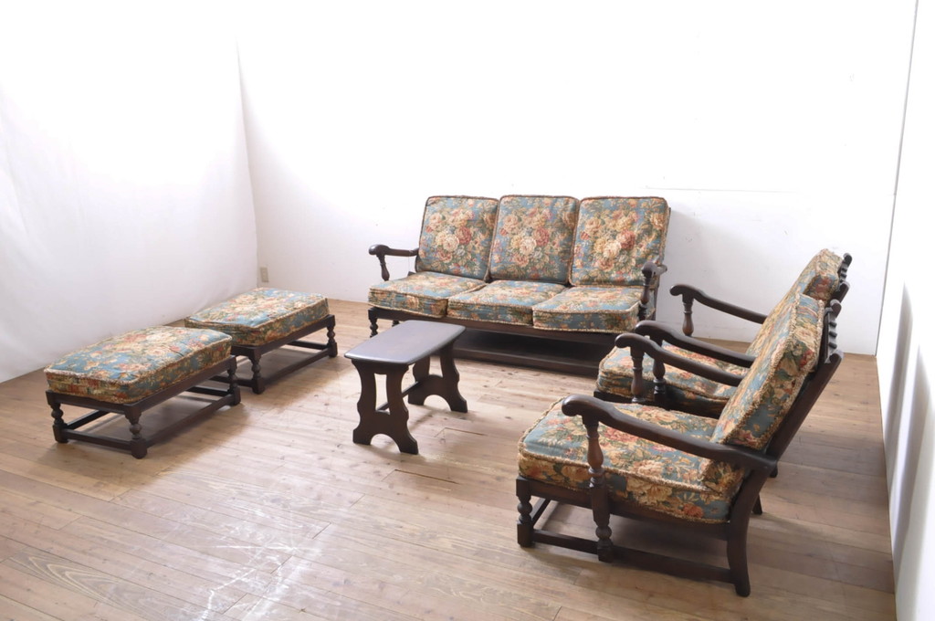 イギリスビンテージ　ERCOL(アーコール)　Old Colonial(オールドコロニアル)　シックな英国カントリースタイルのお部屋におすすめなオットマン(フットスツール、椅子、イス、チェア、ヴィンテージ、北欧)(R-066809)