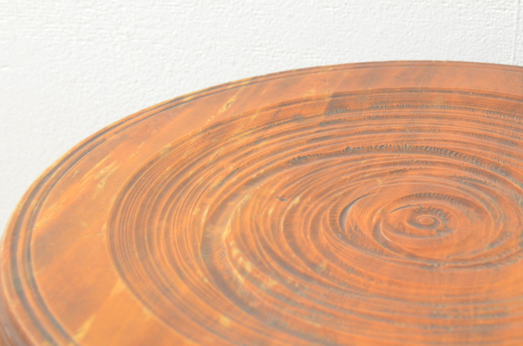 和製ビンテージ　民芸家具　温かい木の温もり溢れるスツール(丸椅子、丸イス、板座チェア、ヴィンテージ)(R-066895)