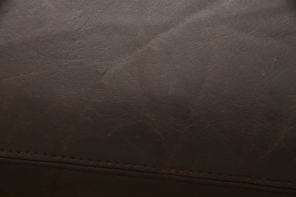 北欧ビンテージ　ノルウェー　バットネ(Vatne)　ハンス・オルセンデザイン　ローズウッド　本革　アームの曲線が美しい1人掛けレザーソファ(一人掛けソファ、1P、アームチェア、ヴィンテージ)(R-058183)