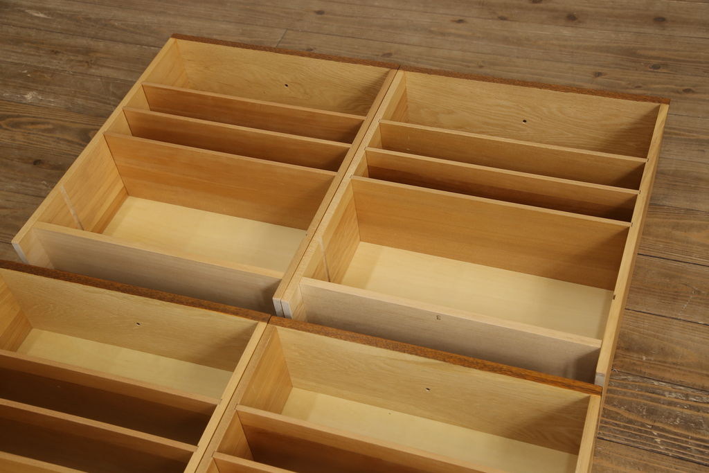 中古　カントリーハウス　秋山木工　シンプルで使い勝手のいいローチェスト(チェスト、引き出し、ローボード)(R-052423)