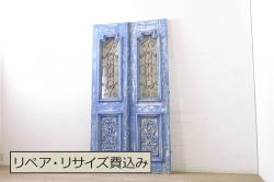 海外アンティーク　ペイント仕上げ限定　可憐なデザインのアイアンフェンス入りの両開きドア1対2枚セット(建具、木製扉)(R-068515)