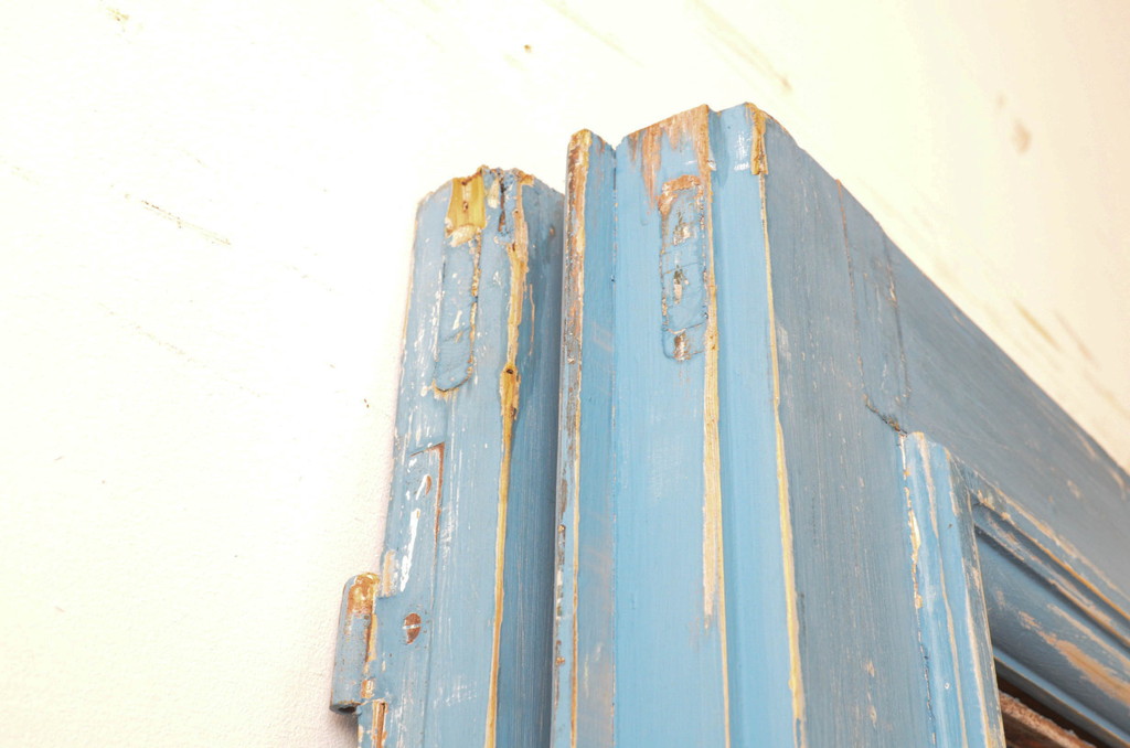 海外アンティーク　ペイント仕上げ限定　パイン材　アイアンフェンス入り背の高い両開きドア1対2枚セット(建具、木製扉)(R-068467)