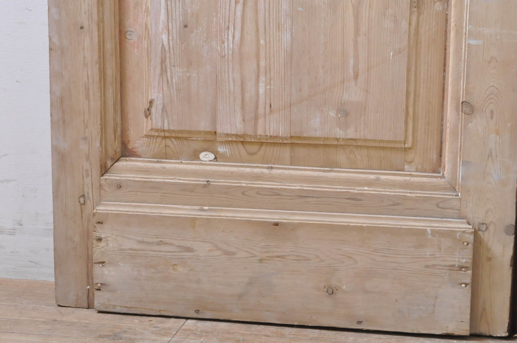海外アンティーク　パイン材　フレンチの雰囲気漂うアイアンフェンス入り背の高い両開きドア1対2枚セット(建具、木製扉)(R-068500)