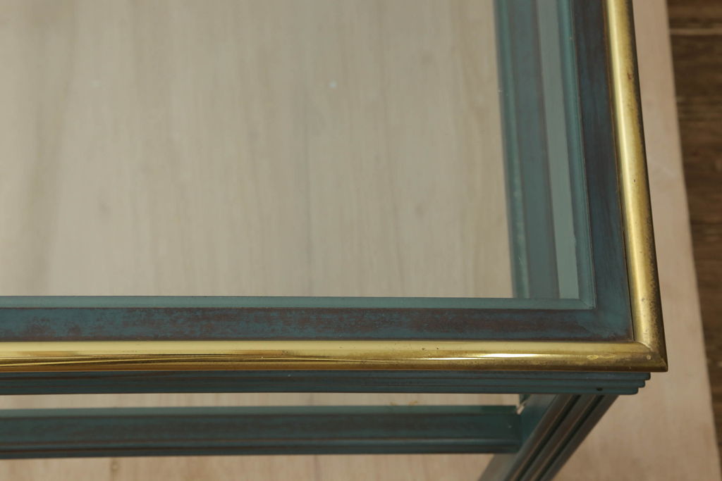 中古　バロッサバレンティ(VARO,S.A. VALENTI)　アルタミラ　グリーンカラーがおしゃれなサイドテーブル(ガラステーブル、ナイトテーブル、店舗什器)(R-061589)