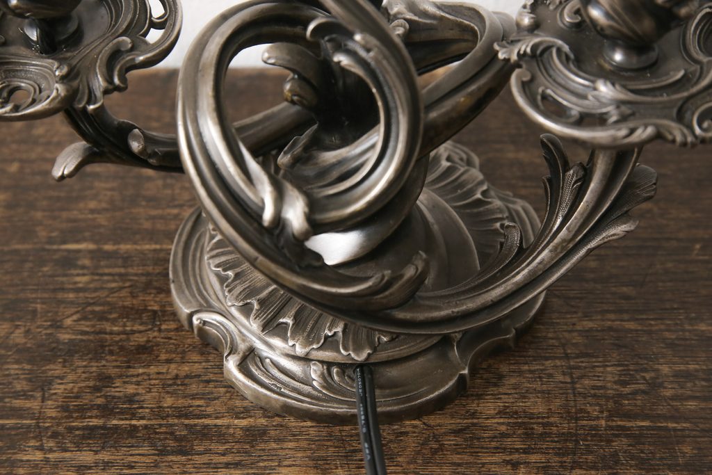 中古　ヨーロッパ　真鍮製(しんちゅう)　アンティーク風インテリアにおすすめなテーブルスタンド(デスクスタンド、キャンドルスタンド、キャンドルライト、卓上ランプ)(R-058048)