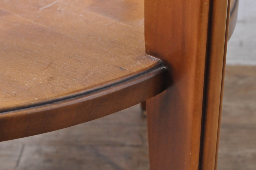 中古　フランス家具　円形　象嵌入り　クラシカルな雰囲気漂うサイドテーブル(ガラステーブル、ラウンドテーブル、丸テーブル、飾り台、花台、コーヒーテーブル)(R-067620)