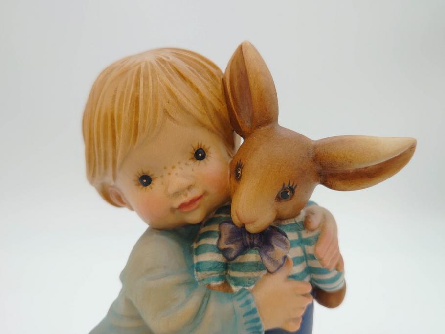 イタリア　ANRI(アンリ)　「Wake Up Kiss(約17.5cm)」 「Little　nanny(約16.5cm)」　「Bunny Hug(約18cm)」　SarahKay(サラ・ケイ)　木彫り人形3体(置物、ウッドドール)(R-064022)