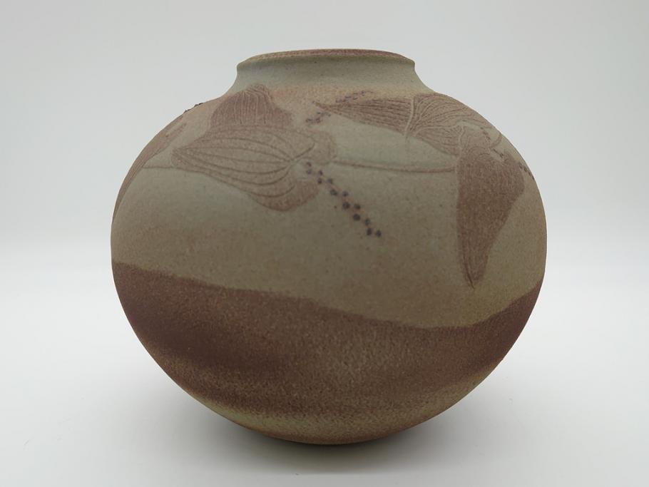 荒田耕治　笠間焼　存在感のある佇まいが印象的な山芋文花瓶(共箱付き、花器、作家物)(R-061876)