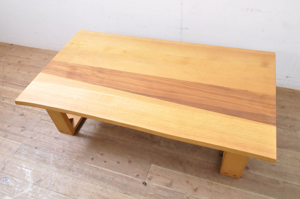 中古　日進木工(nissin)　WHITE WOOD(ホワイトウッド)　ナラ材とウォールナット材の組み合わせが美しいローテーブル(リビングテーブル、センターテーブル、座卓)(R-066814)
