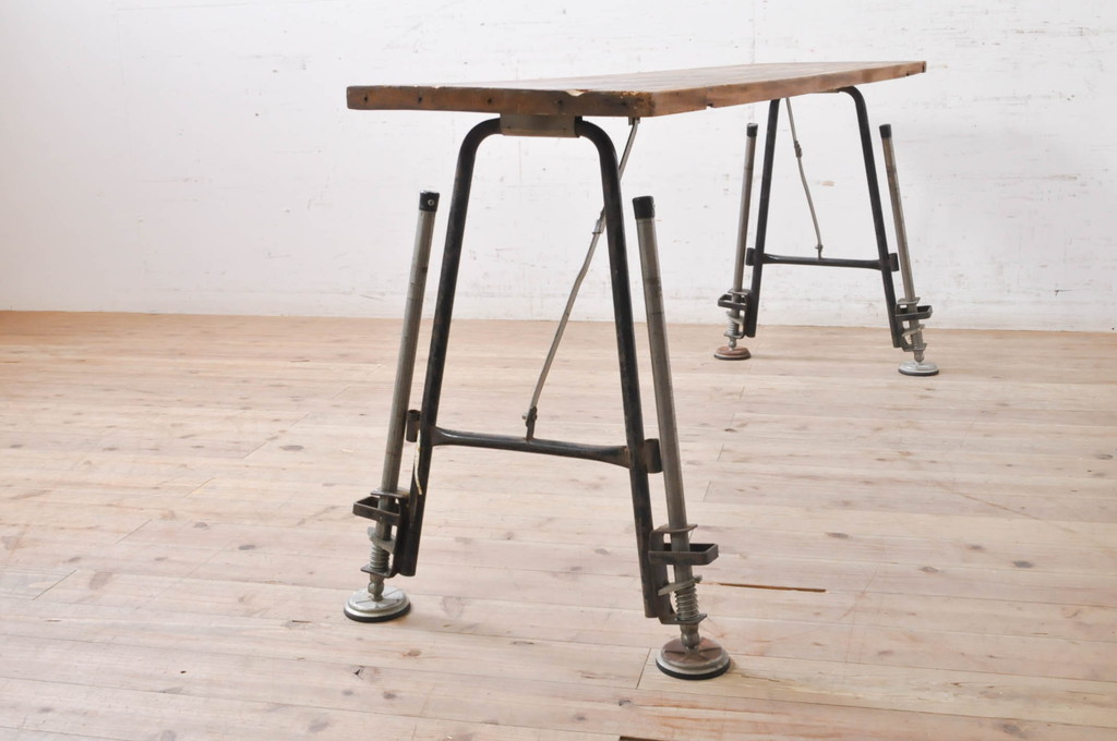 和製ビンテージ　高さが変えられる素朴な足場作業台(テーブル、デスク、アイアンテーブル、ヴィンテージ)(R-069187)