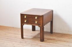 リメイク　ケヤキ材一枚板　厚みのある古材を使用した鉄脚サイドテーブル(作業台、飾り台、カフェテーブル)
