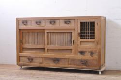 アンティーク家具　昭和レトロ　温かみのあるペイントが魅力のシンプルなキャビネット(収納棚、食器棚、本箱)(R-039472)