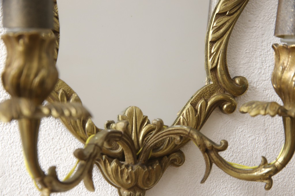 ビンテージ照明　アメリカヴィンテージ　真鍮製　エレガントな雰囲気を演出する照明付きウォールミラー(壁掛け鏡、壁掛け照明、ウォールランプ)(R-058585)