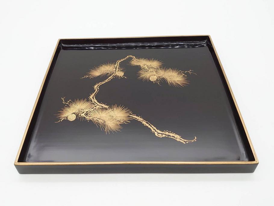 金蒔絵　木製　繊細に描かれた松の沈金が美しいお膳10枚セット(漆器、お盆、和食器)(R-070484)