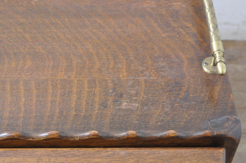 イギリスアンティーク　オーク材　バタフライ天板付き　特徴的なデザインとクラシカルな佇まいが魅力的なキャスターワゴンテーブル(トロリー、サイドテーブル、キッチンワゴン、バタフライトロリー、英国)(R-068526)