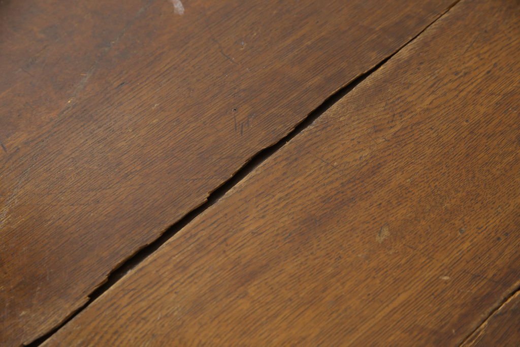 イギリスアンティーク　シックな色合いと凝ったデザインの脚が目を惹くゲートレックテーブル(サイドテーブル、バタフライテーブル、コーヒーテーブル、カフェテーブル、エクステンションテーブル)(R-062254)