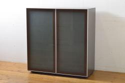 北欧ビンテージ　チーク材　ガラス戸のシンプルなサイドボード(キャビネット、本箱、飾り棚、カップボード)(R-046467)