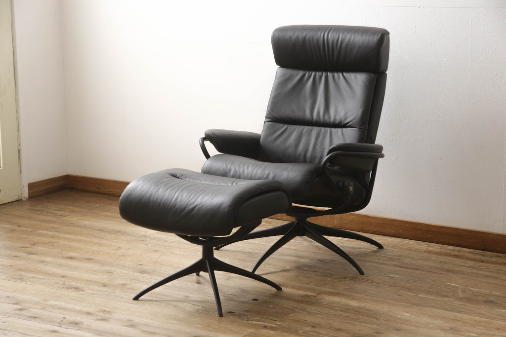 買取】EKORNES(エコーネス) トーキョー ヘッドレスト付ローバック Mサイズ オットマン付き ストレスレスチェアを買取りました。(定価約35万2千円)  | ラフジュ工房