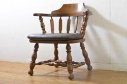 中古　美品　松本民芸家具　洋館に似合う佇まいのD型布張り椅子(ベンチ、アームチェア、1人掛けソファ)(R-059830)