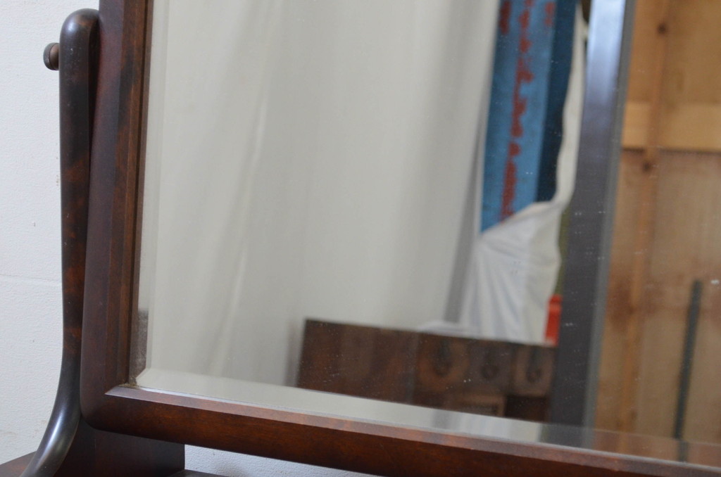 中古　北海道民芸家具　収納力抜群で使い勝手の良いドレッサー(化粧台、ドレッシングチェスト)(R-069346)