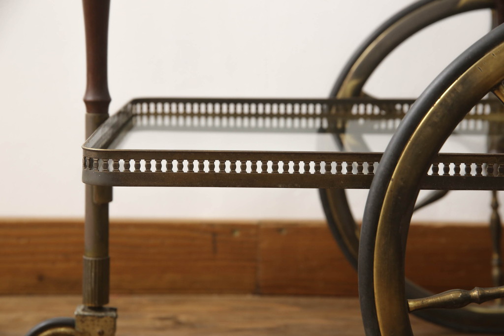 イタリアアンティーク　最高級　凝ったつくりの真鍮製ワゴンテーブル(キャスターワゴン、サイドテーブル、トロリー、キッチンワゴン)(R-063938)