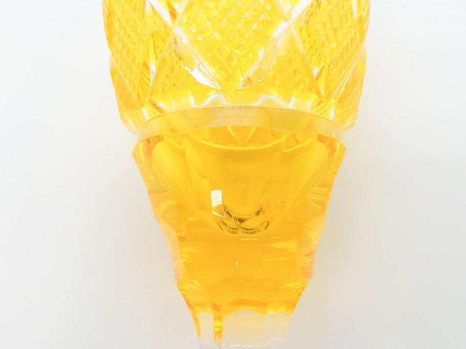 鹿児島県指定伝統的工芸品　島津薩摩切子　SHIMADZU　緻密なカットと鮮やかな色彩が目を惹く脚付杯(大)(色被せガラス、グラス、硝子、盃)(R-070631)