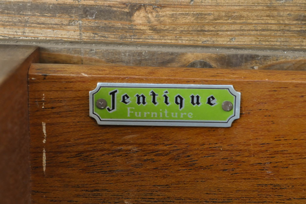 イギリスビンテージ　Jentique(ジェンティーク)　洗練されたデザインが魅力的なサイドボード(テレビ台、テレビボード、収納棚、戸棚、サイドキャビネット、引き出し、北欧)(R-063535)