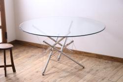 【買取】Cassina(カッシーナ)　714のガラステーブルを買取ました。(定価約67万円)
