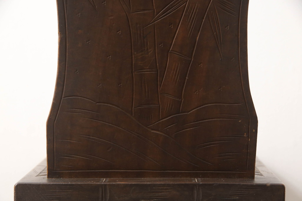 中古　軽井沢彫り　シックな色合いと優美な曲線デザインが魅力のチェア(板座チェア、ダイニングチェア、イス、椅子)(R-070440)