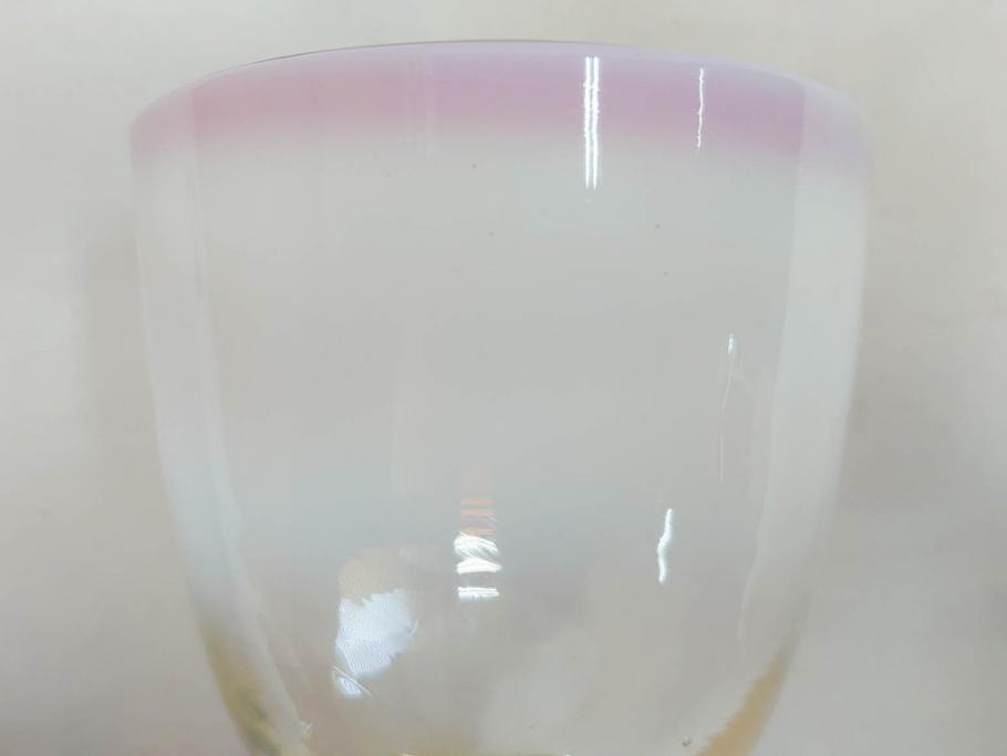 明治〜大正期　当時物　棗型(なつめ形)　可愛らしい色合いがおしゃれな雰囲気溢れる三色氷コップ(ウランガラス、グラス、和ガラス、乳白ぼかし)(R-070957)