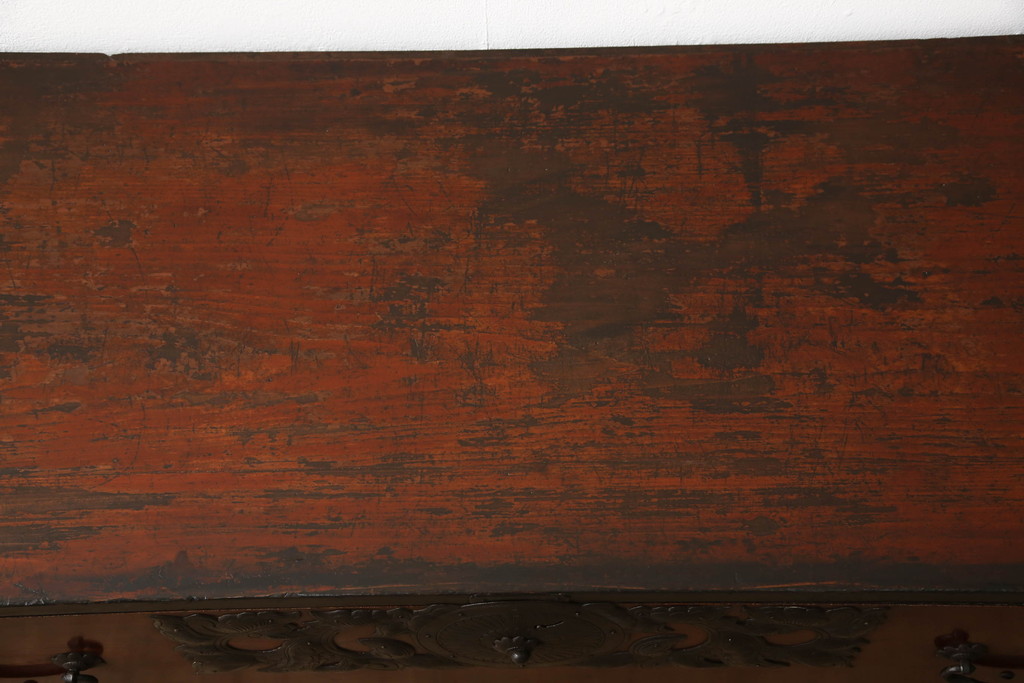 和製アンティーク　前面欅(ケヤキ)材　黒々とした金具が存在感を放つ仙台箪笥ローボード(和タンス、引き出し、衣装箪笥、ローチェスト)(R-060350)