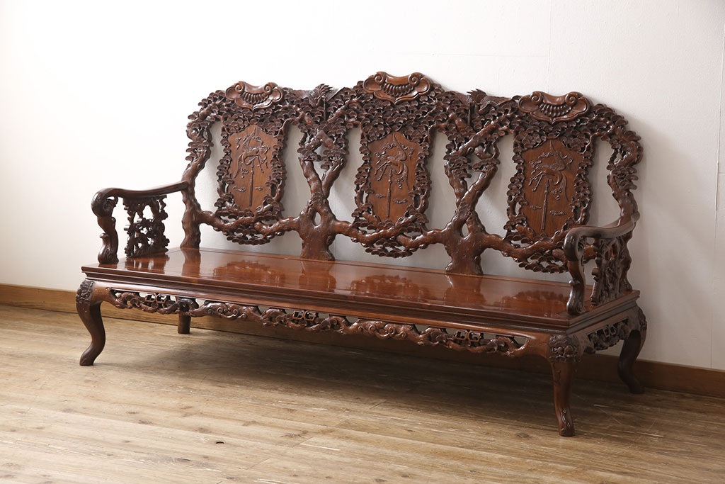 中古 高級唐木家具 カリン材 細やかな彫りの意匠が魅力的なベンチ