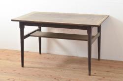 和製ビンテージ　松本民芸家具　深みのある色合いとシンプルなデザインがモダンな空間を演出するダイニングテーブル(作業台、ヴィンテージ)(R-053253)