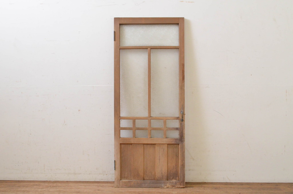 アンティーク建具　レトロな雰囲気を醸し出す背の低いガラス扉1枚(木製扉、ドア)(R-068878)