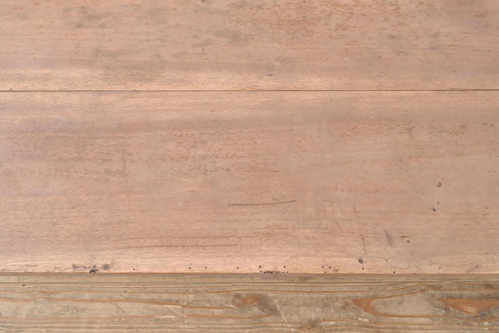 和製アンティーク　ヒノキ材　木の素朴な温かみが感じられる特大折り畳みテーブル(座卓、ちゃぶ台)(R-050557)