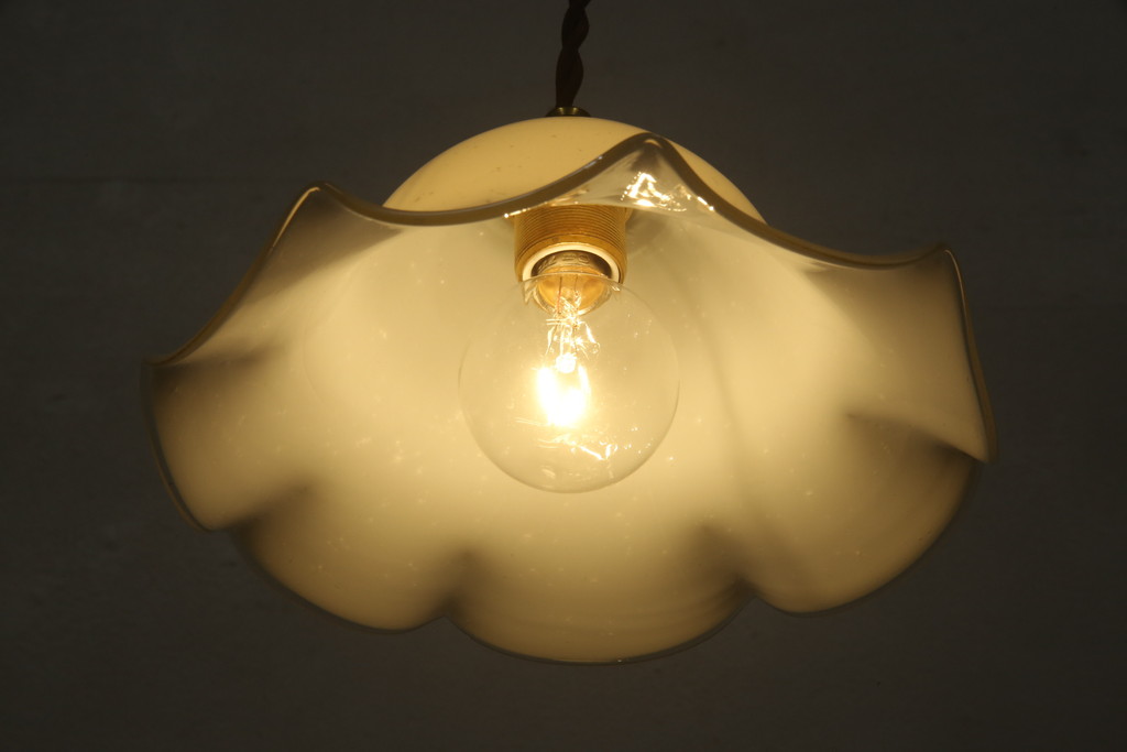 ヴィンテージ照明　イギリスビンテージ　上品なフリルシェードのペンダントライト(ランプシェード、天井照明、吊り下げ照明)(R-059389)
