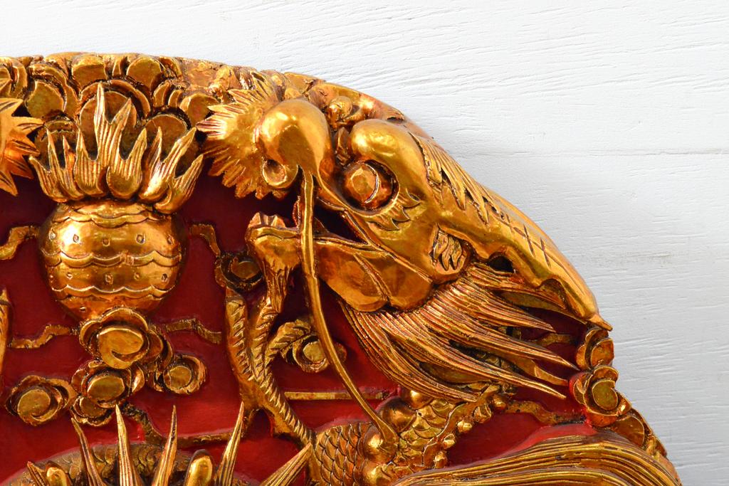 ヴィンテージ家具　超激レア!!　中国美術　王座デザイン　皇帝　黄金に輝く龍の彫刻が高貴な雰囲気を高める1人掛けソファ(1P、ビンテージ、アームソファ、アームチェア、イス、椅子)(R-059286)