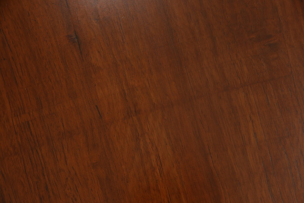 中古　美品　昭和後期　天板一枚板　極厚天板　シックな色合いと丸みを帯びた脚が和モダンな雰囲気を醸し出す丸テーブル(ちゃぶ台、座卓、ローテーブル、センターテーブル)(R-062759)