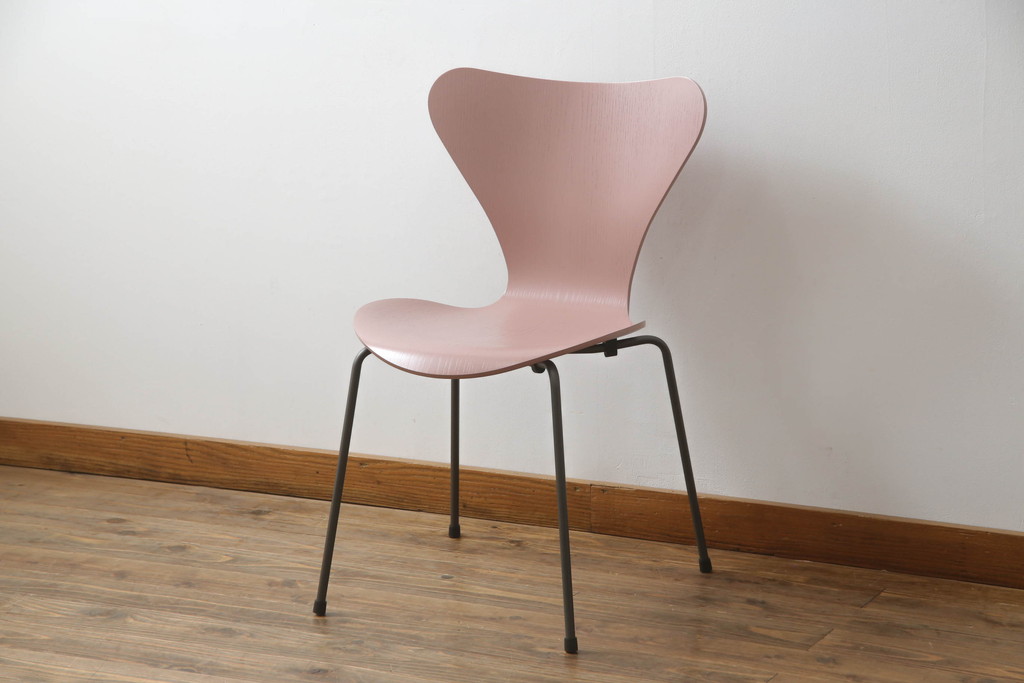 中古 新品同様!! FRITZ HANSEN(フリッツハンセン) SERIES 7(セブン