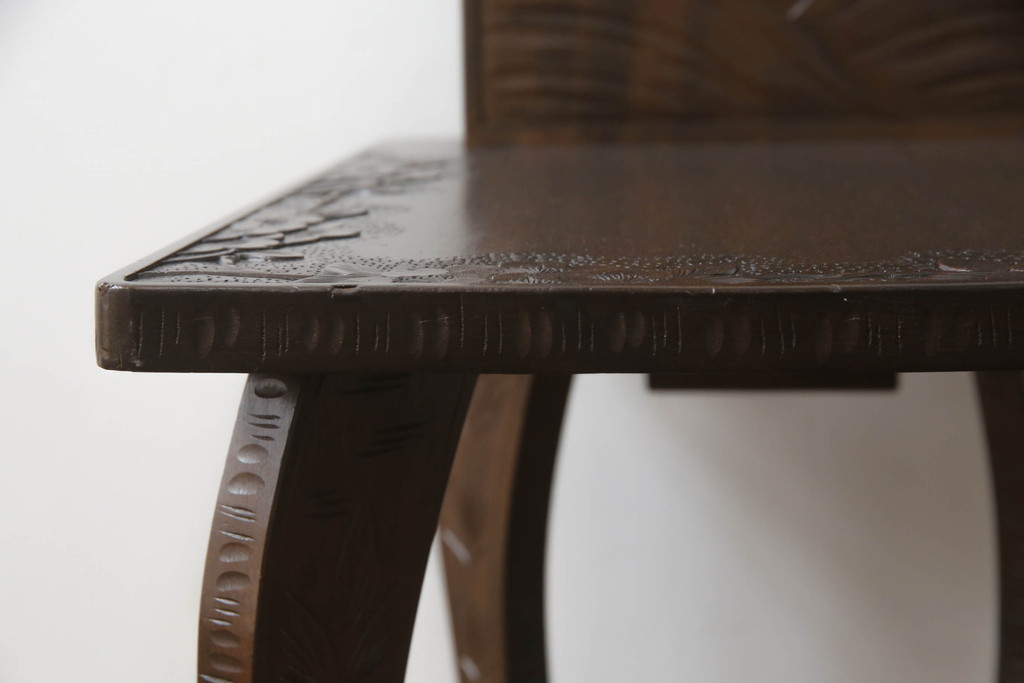 和製ビンテージ　軽井沢彫り　和モダンな佇まいが魅力のダイニングチェア(板座チェア、椅子、イス、ヴィンテージ)(R-066902)