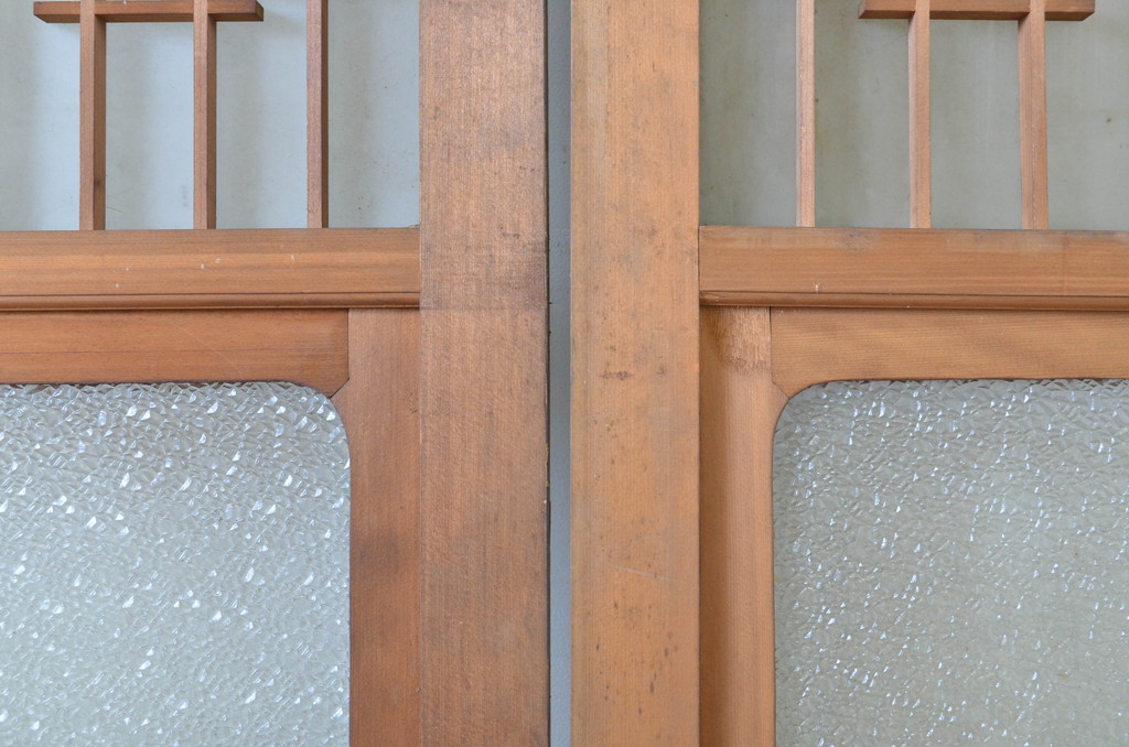 アンティーク建具　菱型の組子細工がおしゃれな組子入りガラス戸2枚セット(引き戸)(R-064302)