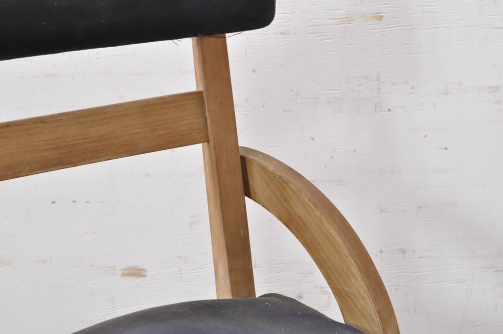 和製アンティーク　ブナ材　木の温もり感じるおしゃれなデザインの回転チェア(回転椅子、イス、ドクターチェア、アームチェア、オフィスチェア、デスクチェア)(R-069829)