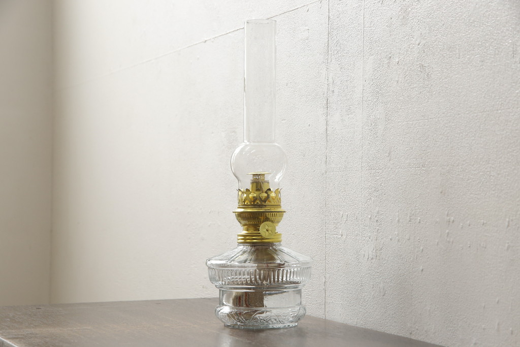 和製アンティーク　デッドストック品　巻芯14番　レトロな佇まいがお洒落な空間づくりに活躍するオイルランプ(灯油ランプ、卓上ランプ)(R-059636)