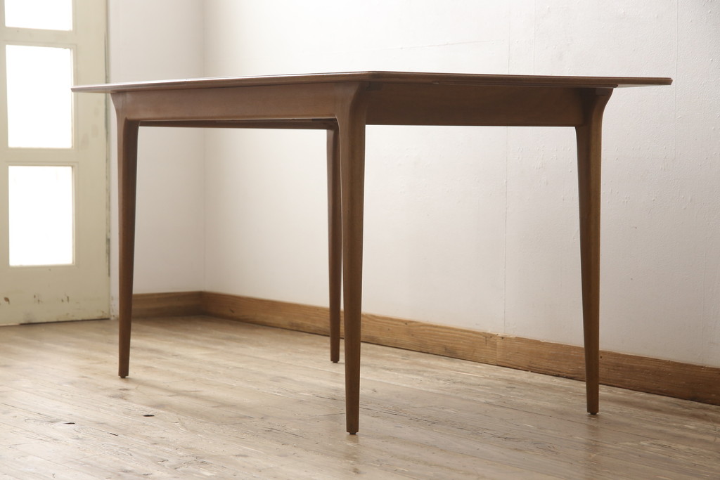 ビンテージ家具　A.H McINTOSH(マッキントッシュ)　チーク材　シンプルで洗練された佇まいのエクステンションテーブル(ダイニングテーブル、4人掛け、6人掛け、ヴィンテージ)(R-063248)