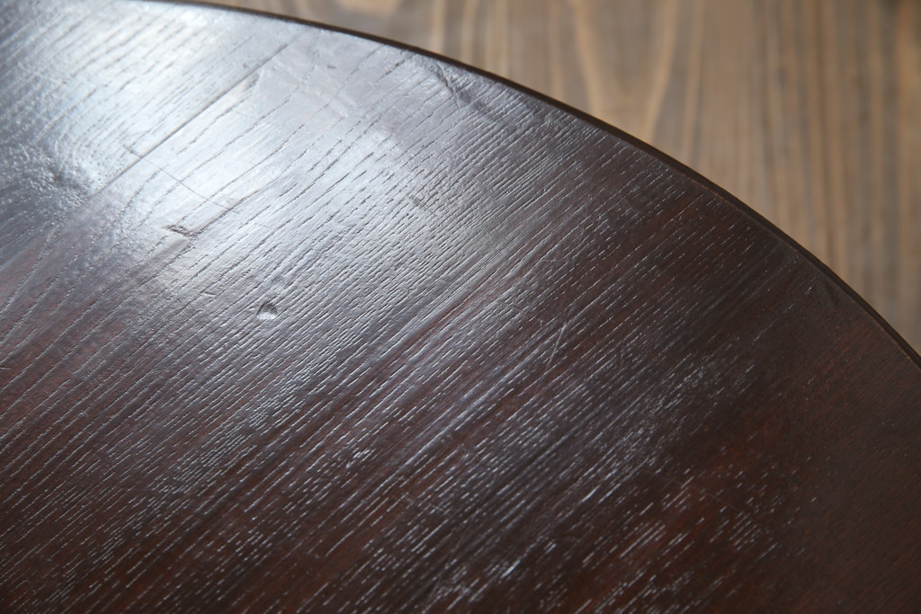 和製アンティーク　栓材　赤みがかった濃淡の木目が魅力の丸ちゃぶ台(折りたたみテーブル、座卓、ローテーブル)(R-070527)