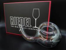 未使用品　オーストリア　RIEDEL(リーデル)　エスカルゴ　職人による繊細な技法とデザインが美しいデカンタ(デキャンタ、酒器、箱付き)(R-073039)