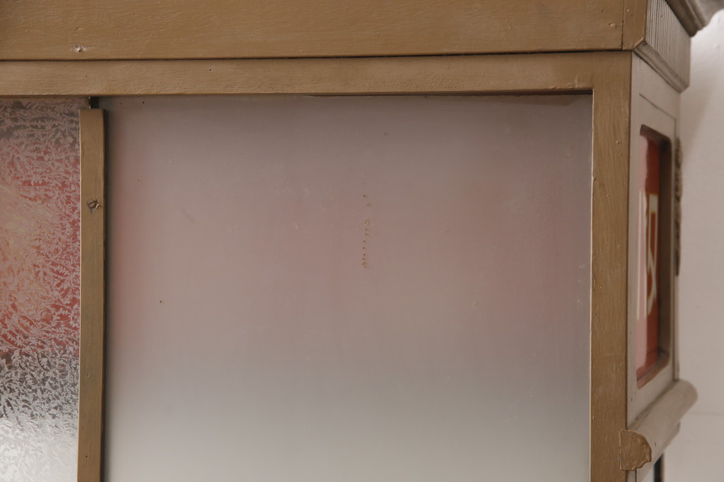 和製アンティーク　タイル貼りの土台付き　懐かしさ漂うタバコ屋のガラスケース(ショーケース、陳列棚、店舗什器、たばこ、煙草)(R-054540)