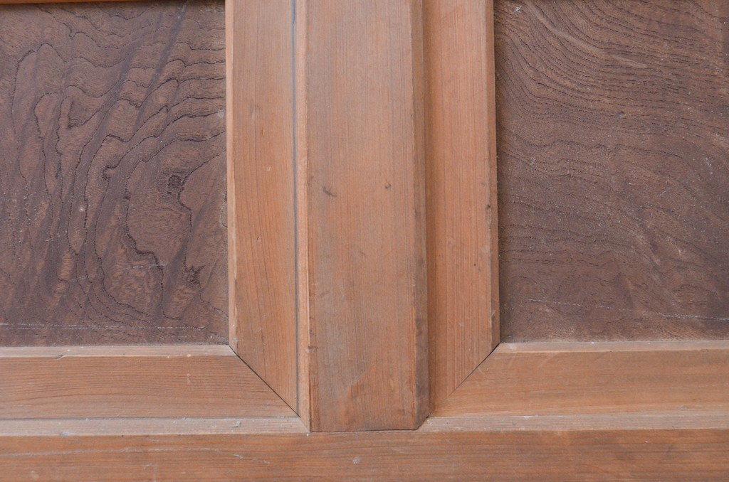 アンティーク建具　欅(ケヤキ)材　味のある玉杢が魅力的な横長FIX戸1枚(窓、明かり取り、明り取り、上り框、欄間、嵌め殺し、フィックス、板戸)(R-071559)