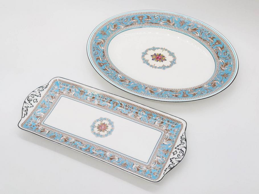 イギリス WEDGWOOD(ウェッジウッド) FLORENTINE TURQUOISE(フロレンティーン ターコイズ) 重厚感のあるデザインが魅力の オーバルプレート・サンドイッチトレー2枚セット(グロテスク文様、フルーツ、果物、お盆、トレイ、皿、スクエアプレート、洋食器、英国)(R-079014  ...